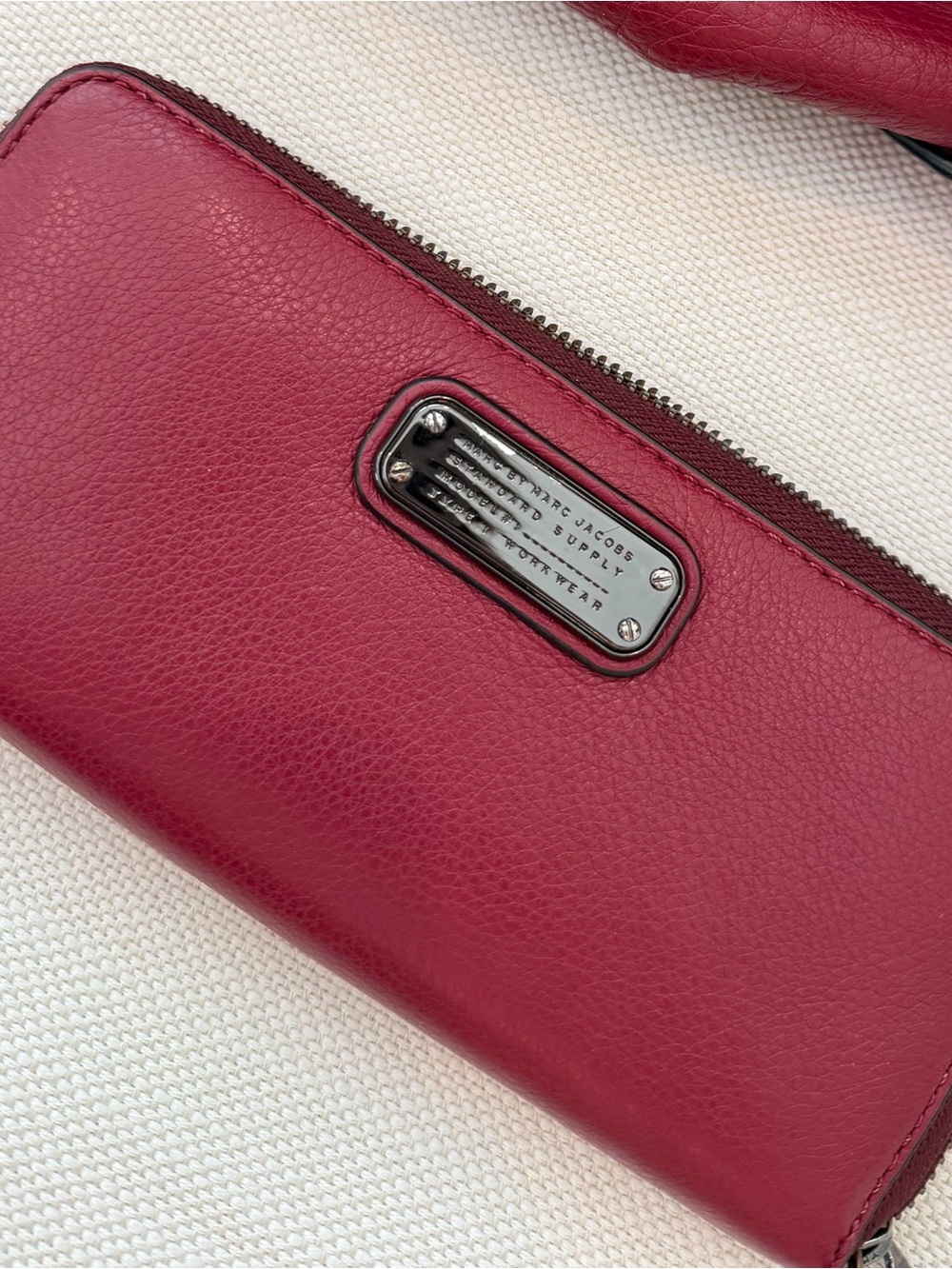 Marc by Marc Jacobs - Q Zip Around Wallet